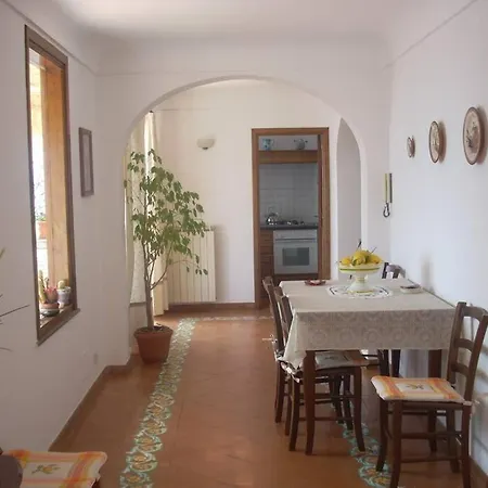 Holiday home East Wind House